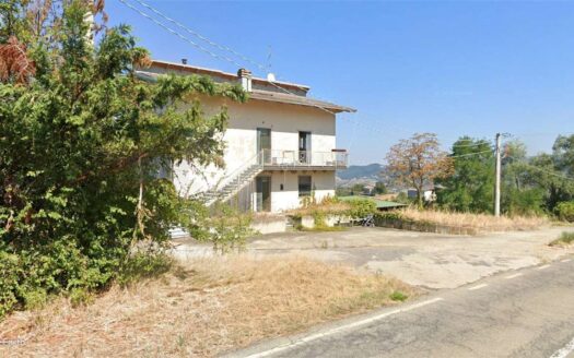 Via Castagneto, 68 Pavullo nel Frignano (MO) L02